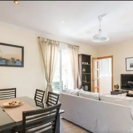 Apartment Amazing Center *